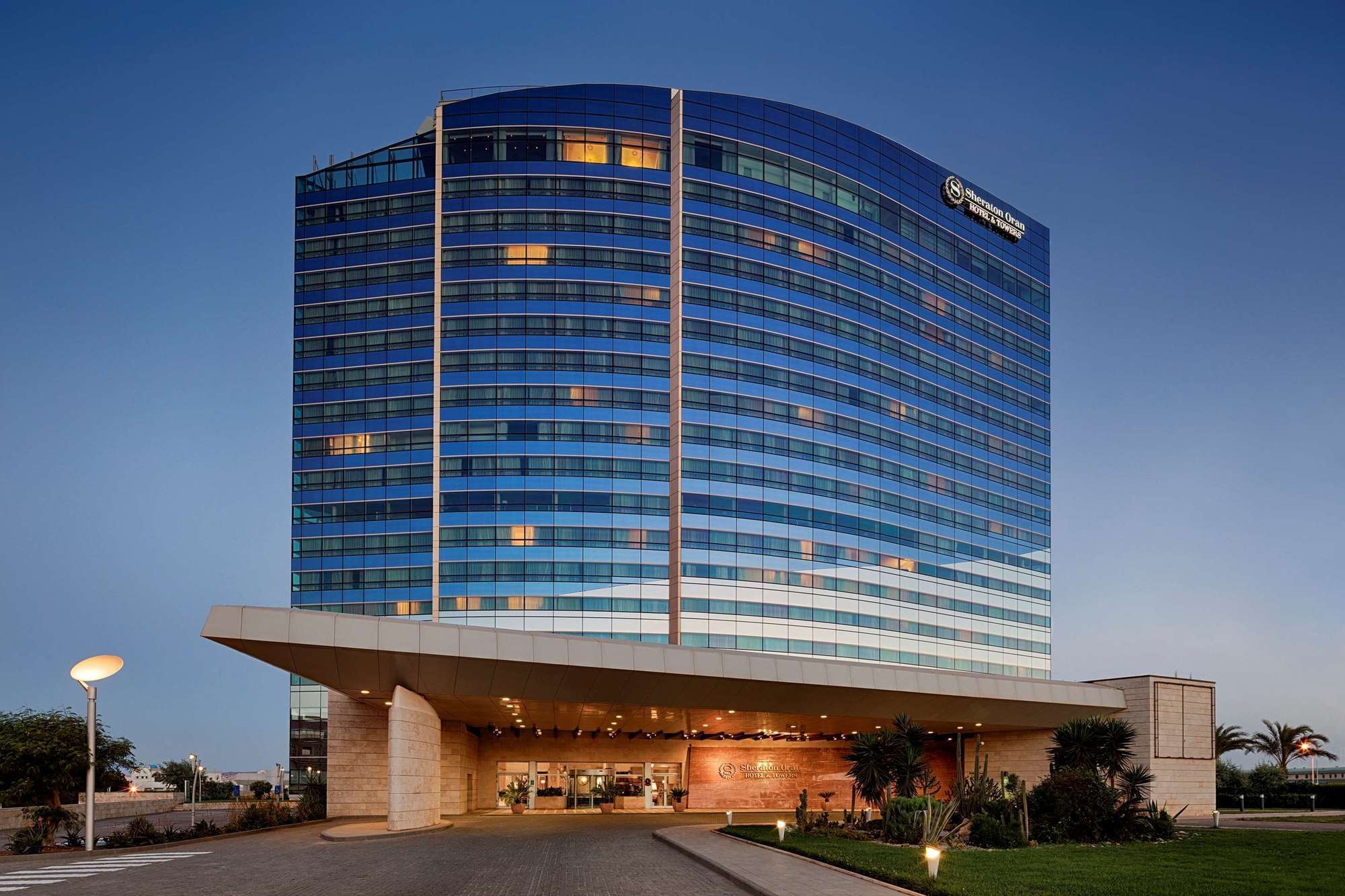 Sheraton Oran Hotel&Towers Exterior foto